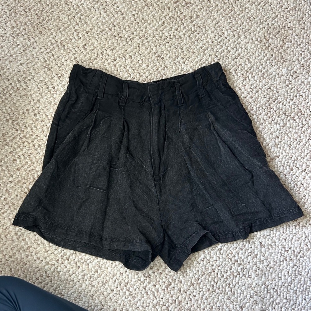 Free People Black High Waisted Pleated Linen Blend‎ Shorts Size 0 UK4
